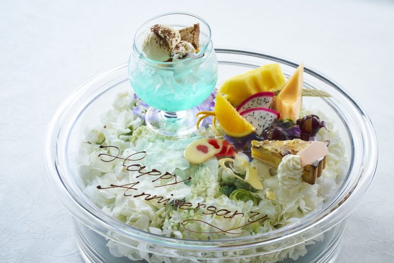 【記念日/アニバーサリーに】特別な日を彩る”フラワーデザートプレート”のご案内