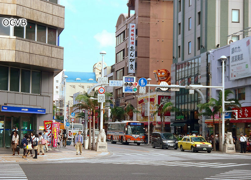 那覇街歩き・国際通りで買い物